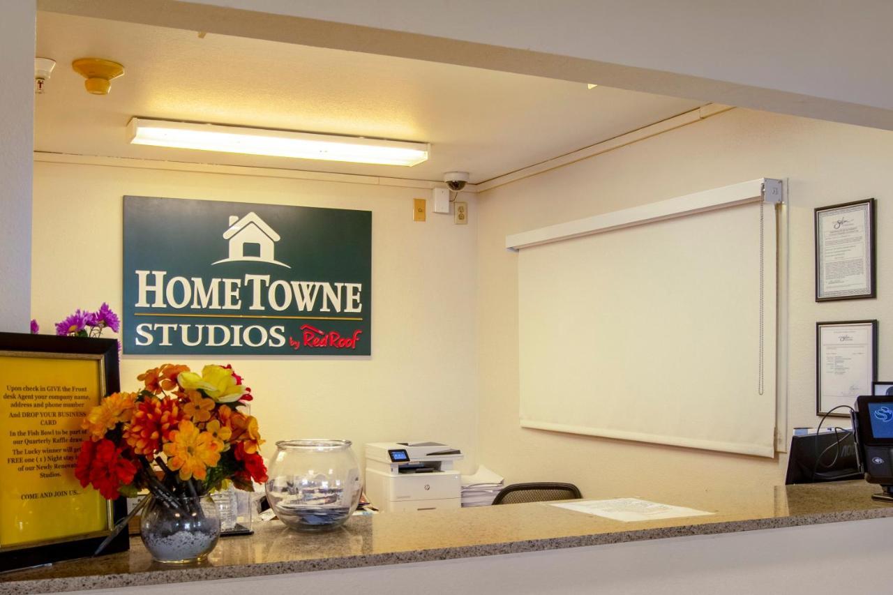 Hometowne Studios By Red Roof Salem, Or Exteriör bild