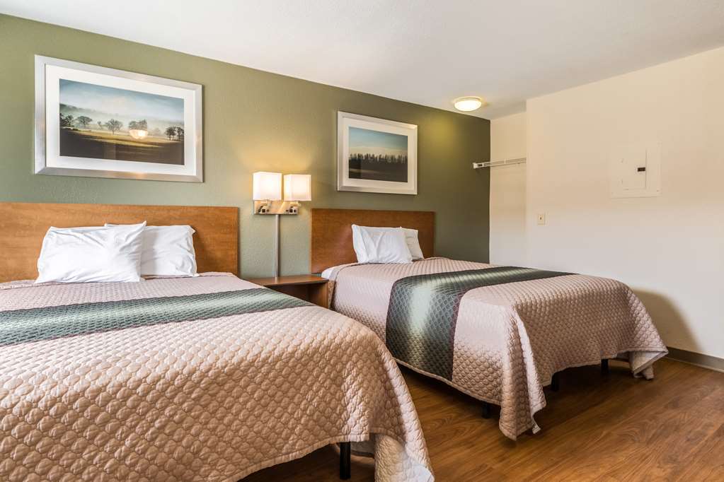 Hometowne Studios By Red Roof Salem, Or Rum bild